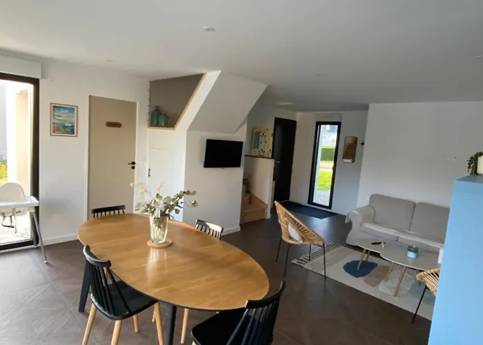 Maison Neuve * 피리악-쉬르-메르